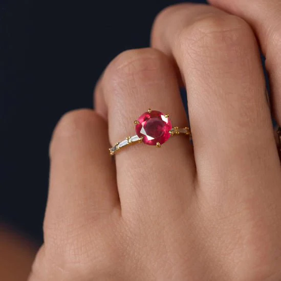 Unique Red Ruby Seven Stone Design Ring - Image 3